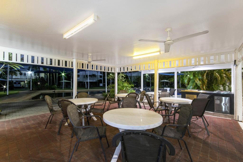 Nimrod Resort Apartments Port Douglas Exterior photo